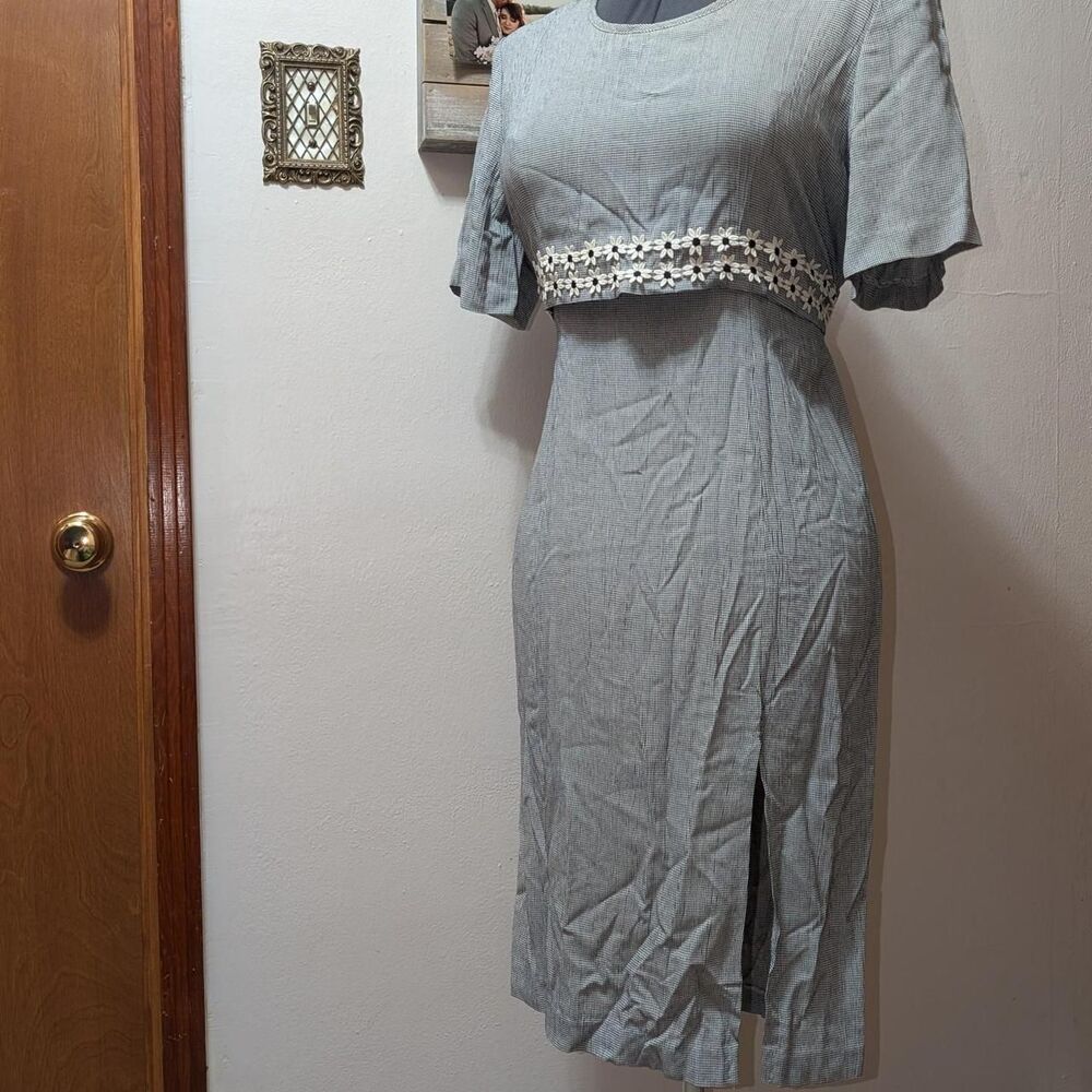 Vintage 90s Women's Black and White Casual-dress